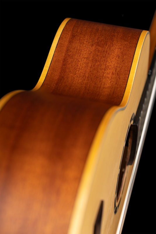 Ortega R121-3/4, Fichte / Mahagoni